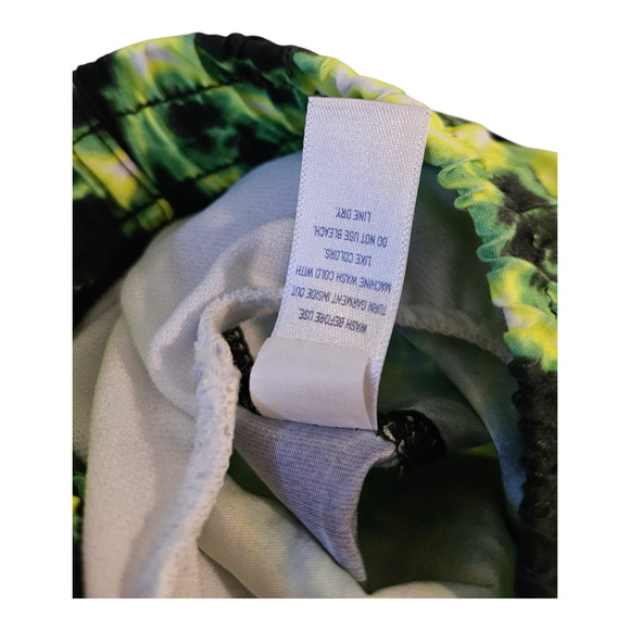 BCOOL Kids Size 5 Green And Black Swim Trunks - Picture 5 of 8